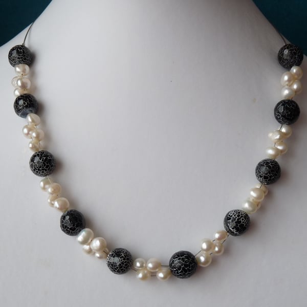 Black Agate & Freshwater Pearl Necklace - Genuine Gemstone 