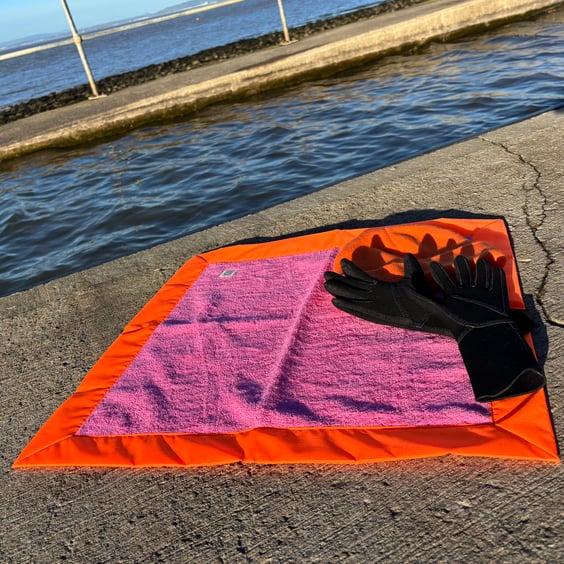Water-resistant outdoor changing mat. Cold swimming. Picnic mat. Sit mat. 