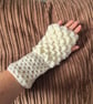 One size Dragonscale Fingerless gloves 