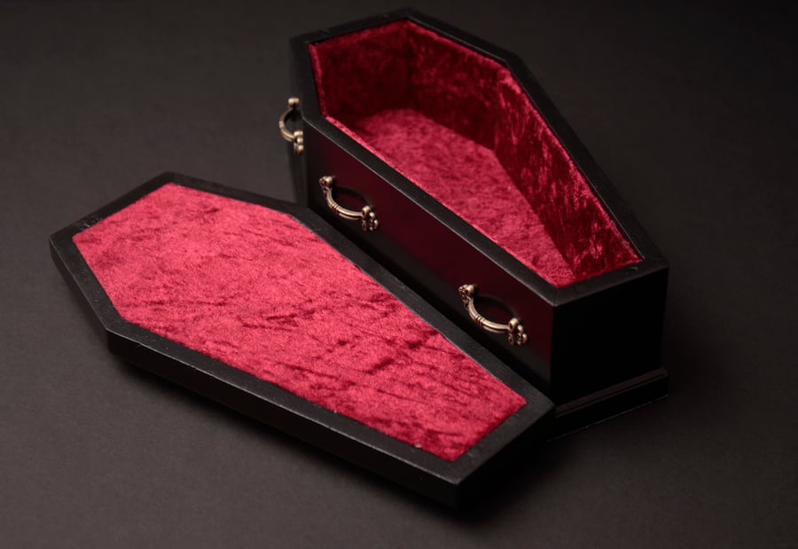 Coffin Jewellery Box