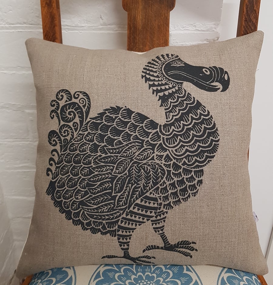 Handsome Dodo Cushion