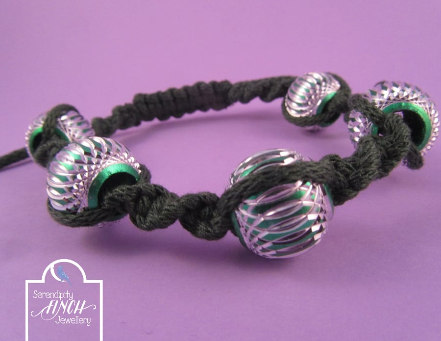Dark Green Macrame Bracelet with Aluminium Beads