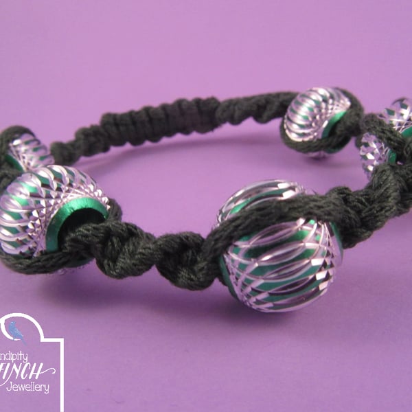 Dark Green Macrame Bracelet with Aluminium Beads