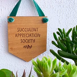 Gardeners gift for her, inspirational oak hanging decoration, plant mum gifts