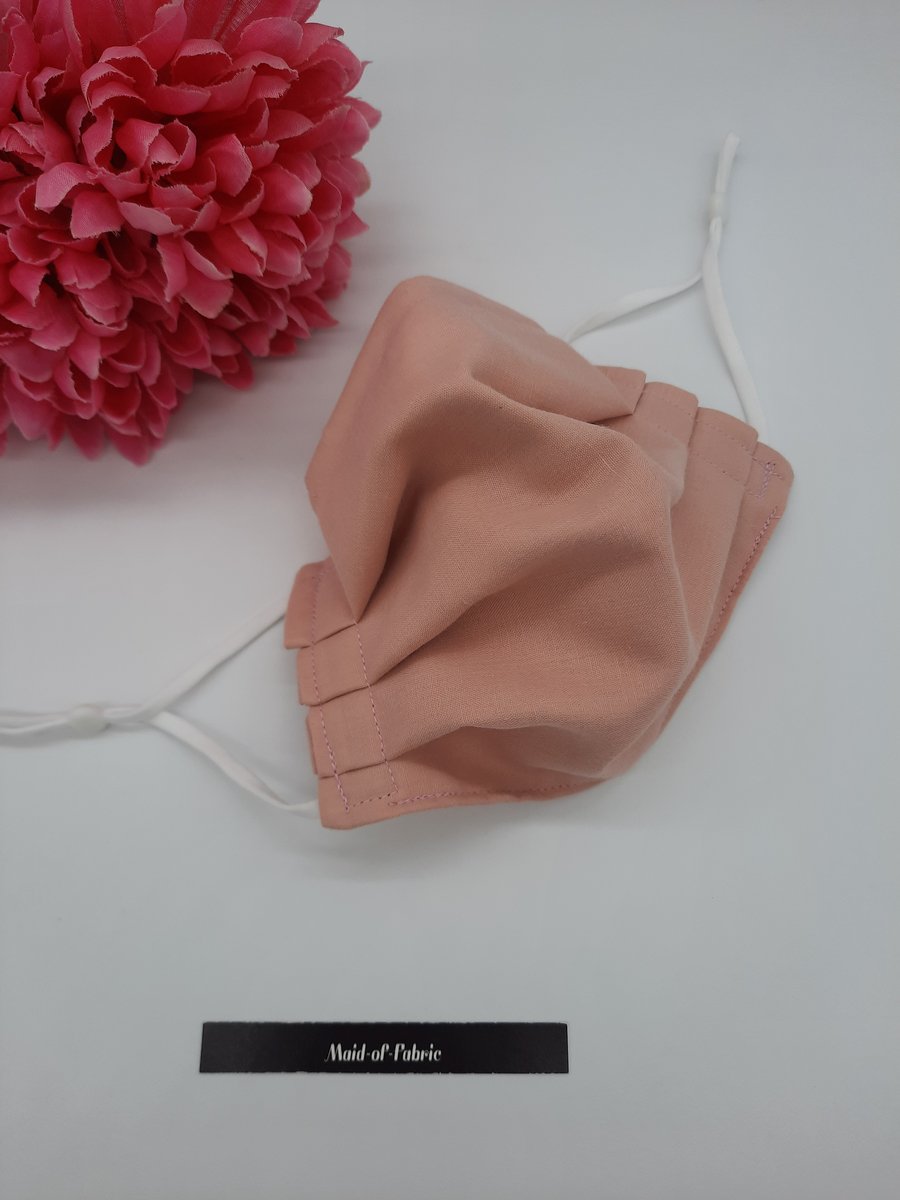 Small pink cotton adjustable face mask, 3 layer, nose wire 