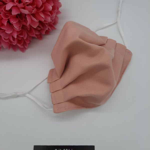 Small pink cotton adjustable face mask, 3 layer, nose wire 