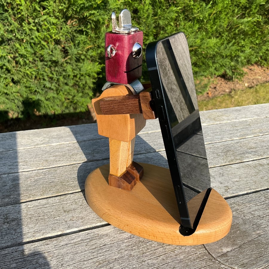 Handcrafted 'Ears' Junk Yard Robot Phone Stand – Novelty Mobile Holder