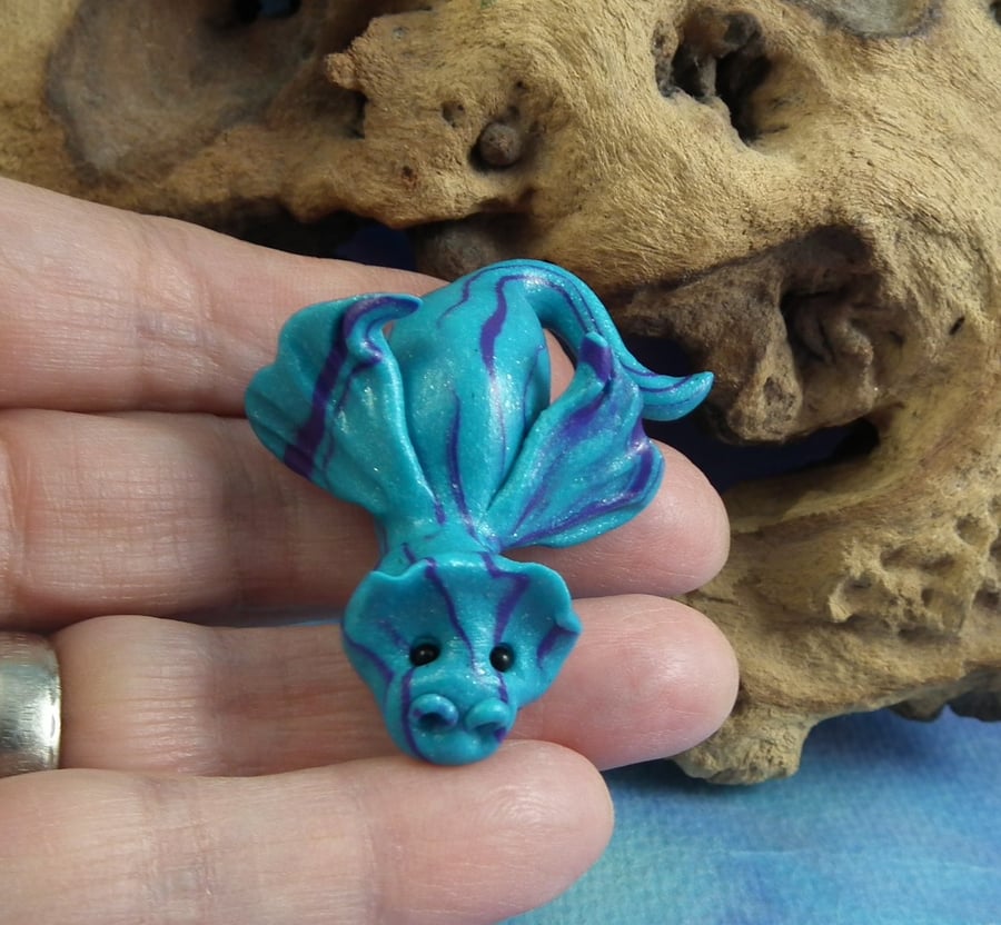 Tiny Elemental Dragon 'Daxon' OOAK Sculpt by artist Ann Galvin Gnome Village