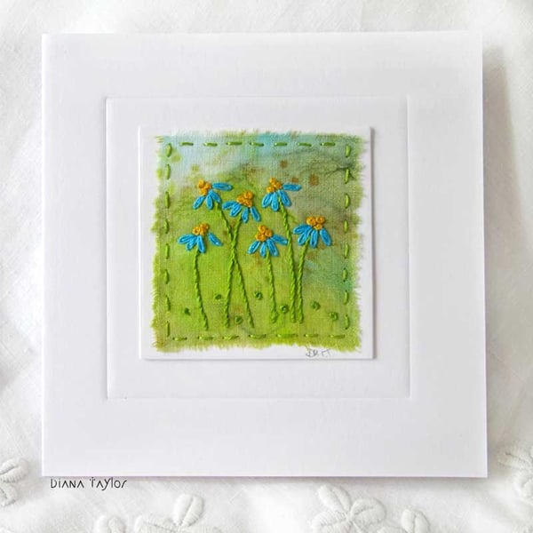 HAND EMBROIDERED GREETINGS CARD DAISIES