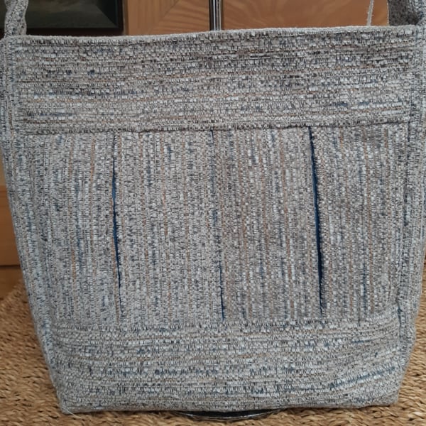 Corded velour box pleat bag
