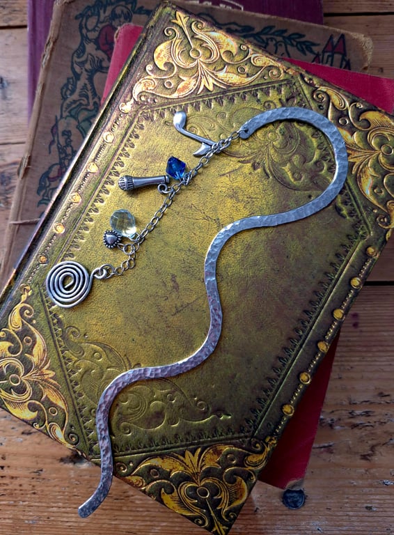 Unique metal bookmark