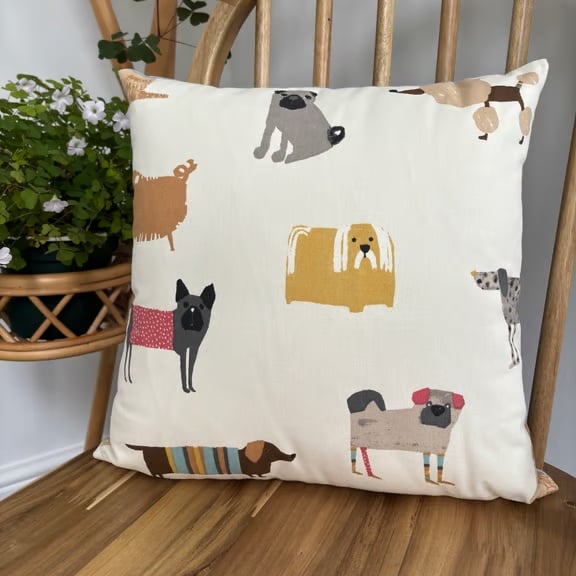 Cushion cover in fun stylish dogs print, 36cm x 36cm 
