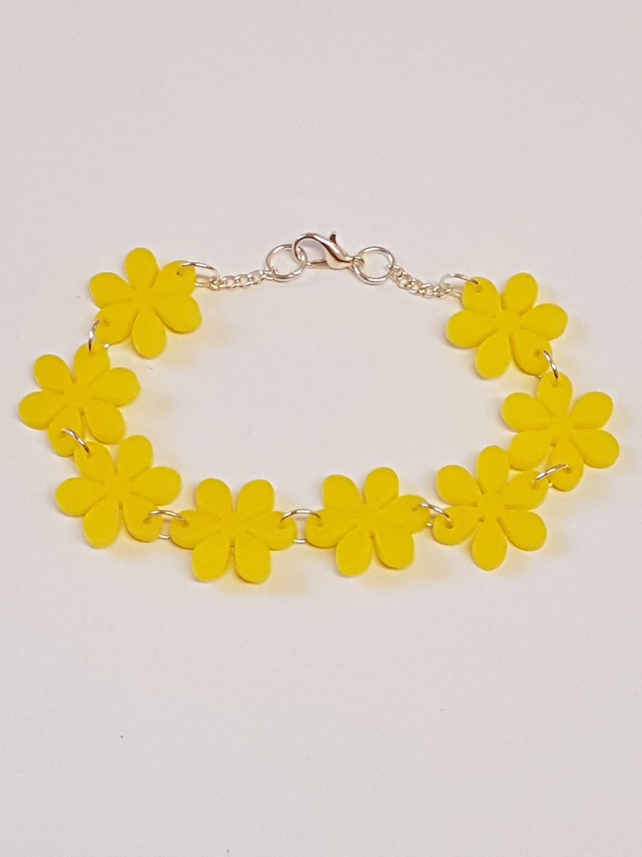 Flower Chain Bracelet - Acrylic Yellow
