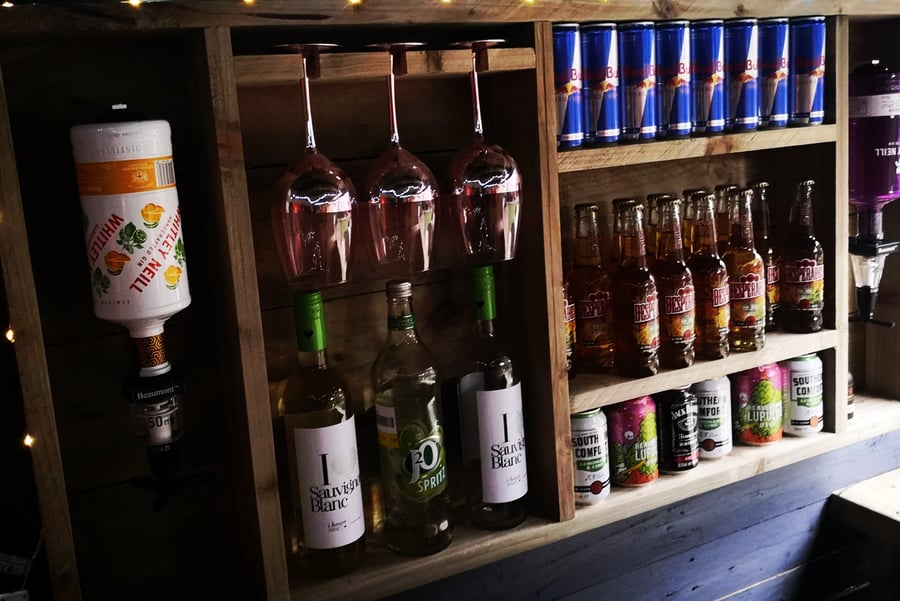 Drinks Shelf with 2x Optics