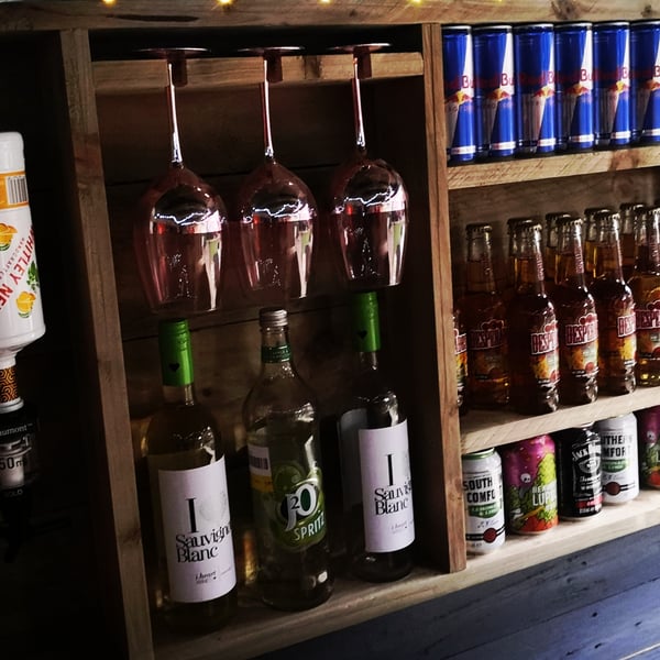 Drinks Shelf with 2x Optics