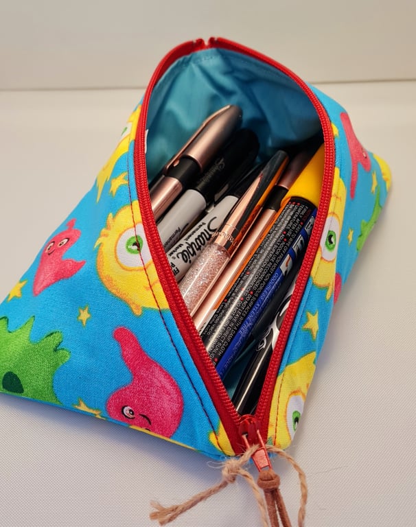 Fun fabric pencil case.