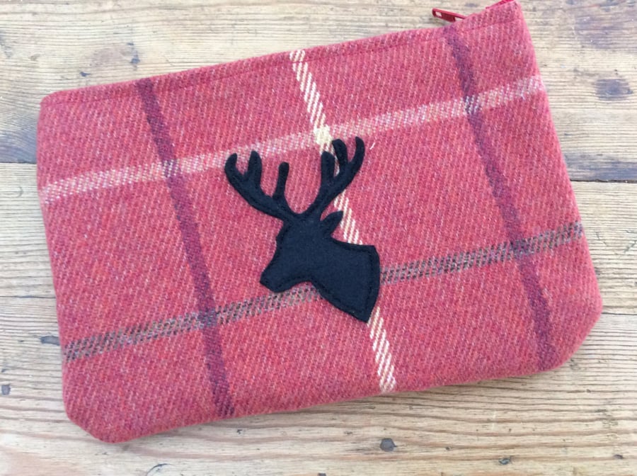 Make up Bag with Stag Head appliqué 