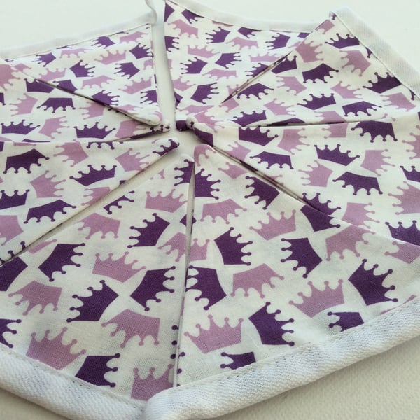 Bunting, Lilac & Purple Crowns, Purple Princess Crown Pattern