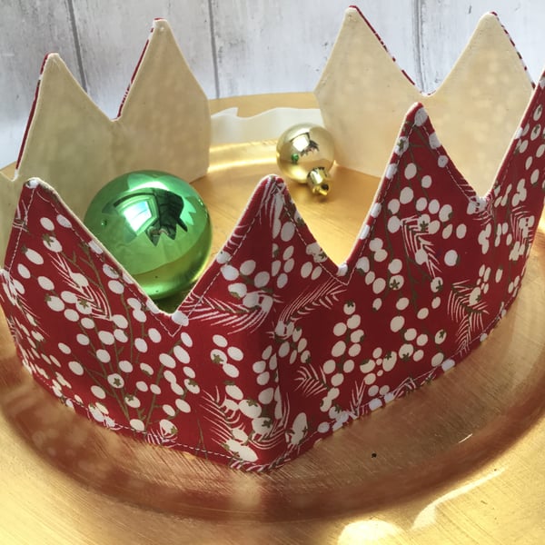 Christmas Crowns. Reusable, fabric crown - red with berries. Slight second
