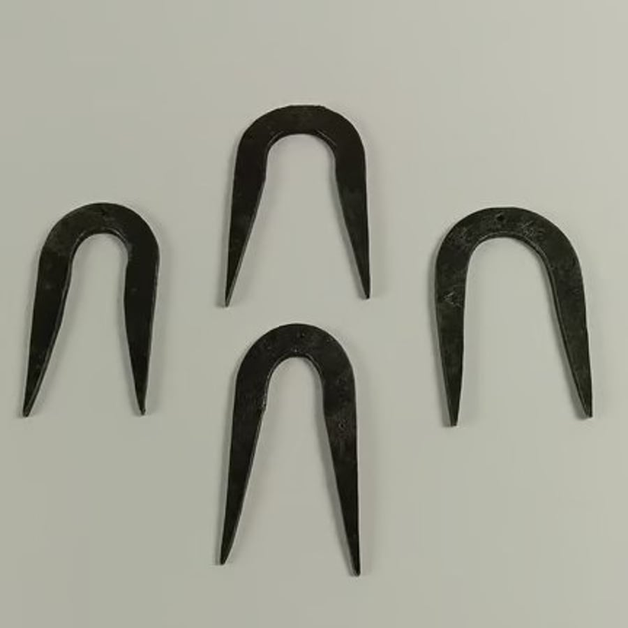 Hand Forged Steel Flat Staple