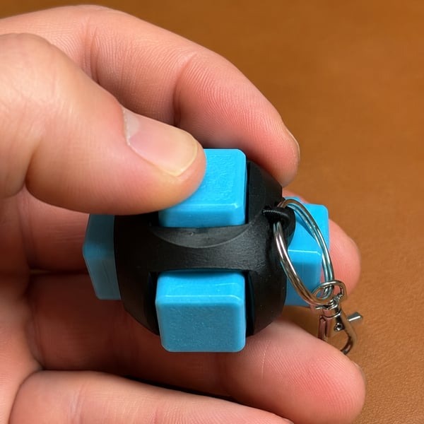 6 Button Clicker Keychain – Sensory Fidget Toy Stress ball