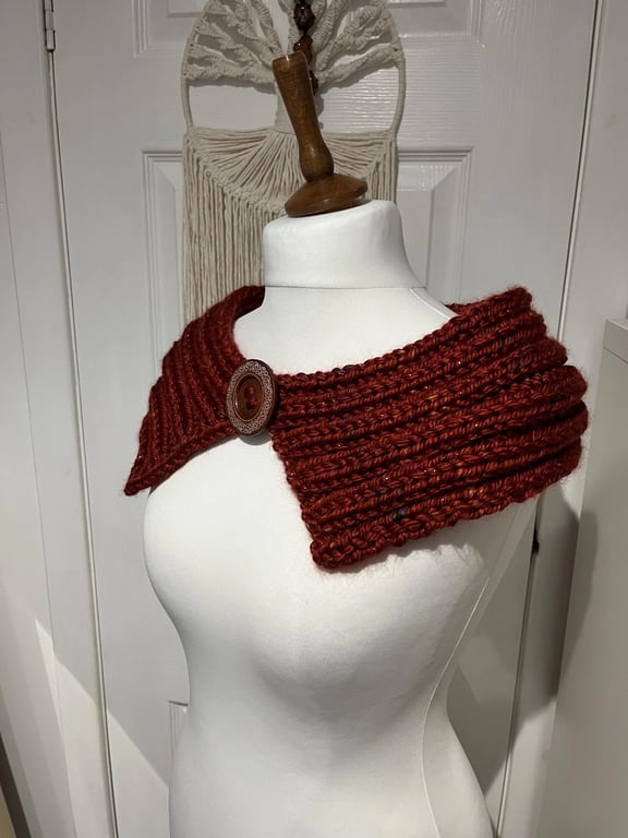 Cherry Red super chunky acrylic evening scarf 80cms Celtic button