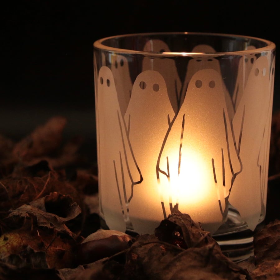Small Ghosts Tealight Holder for Halloween