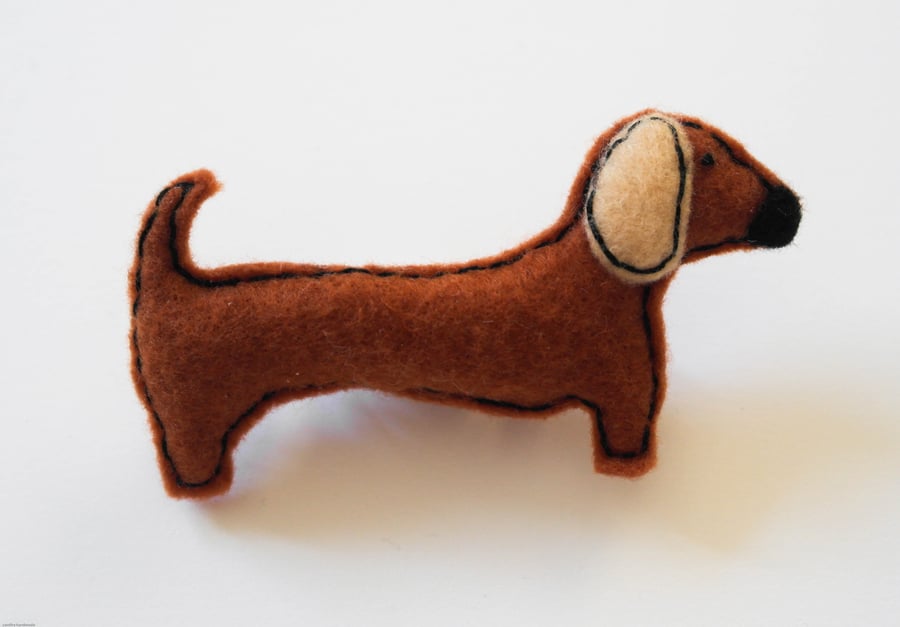 Felt sausage dog brooch-Gift for a dog lover-Felt dachshund pin-Handmade brooch