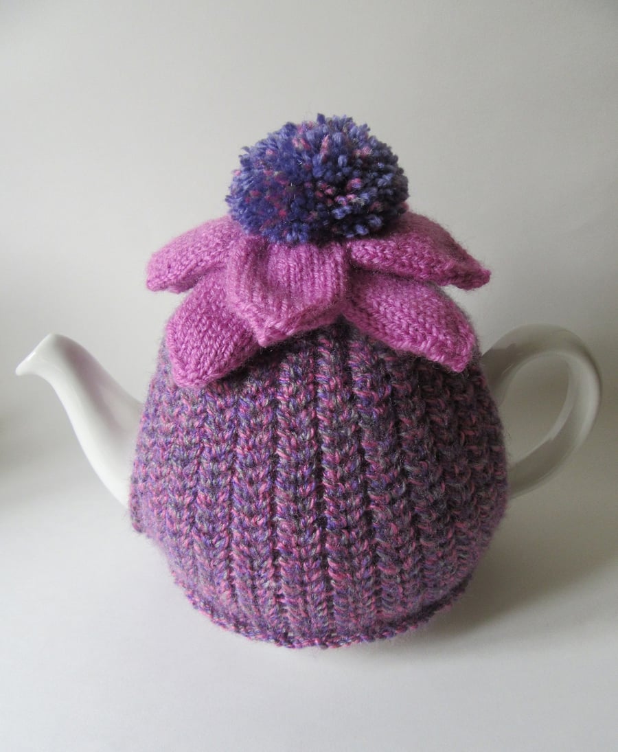 SALE : Tea cosy tea cosie with echinacea flower