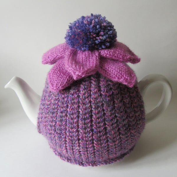 SALE : Tea cosy tea cosie with echinacea flower