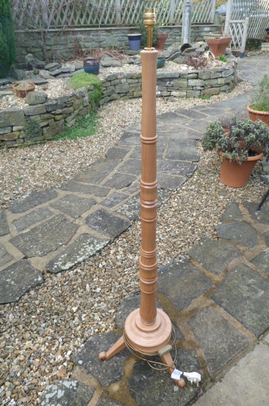 FLAT  PACK  ELM  STANDARD  LAMP