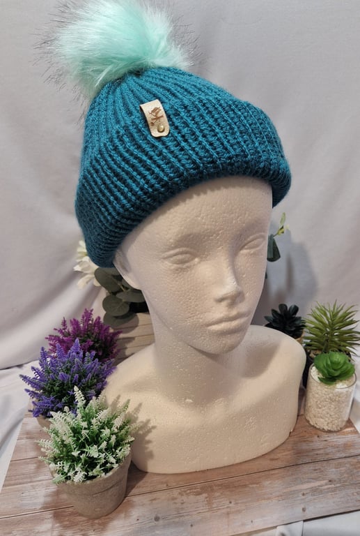 Childs Knitted pompom hat