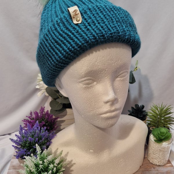 Childs Knitted pompom hat