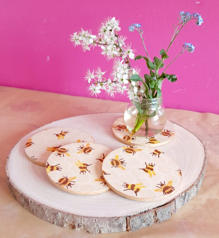 Wooden Round Coasters Bee
