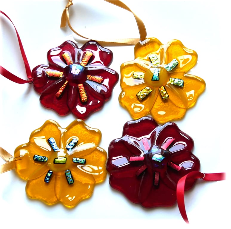 Poppy Decoration Fused Glass Suncatcher Yellow or Red 