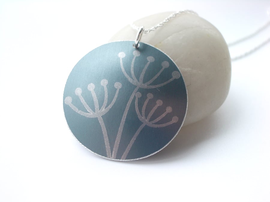 Cow parsley pendant necklace in dove grey