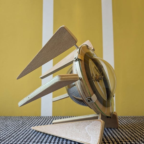 SPUTNIK Mid Century Modern Style Mantle Clock