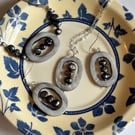 Beautiful shell and pearl gift set 