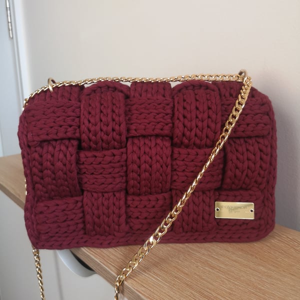 Crochet shoulder bag 