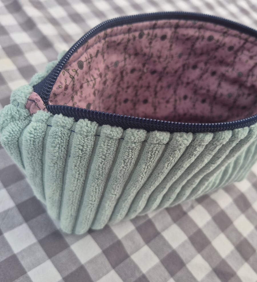Hand made zip pouch