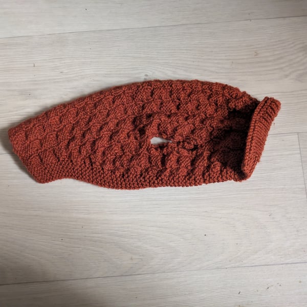 Dog Jumper - 11 inches long (28 cms) Small dog jumper