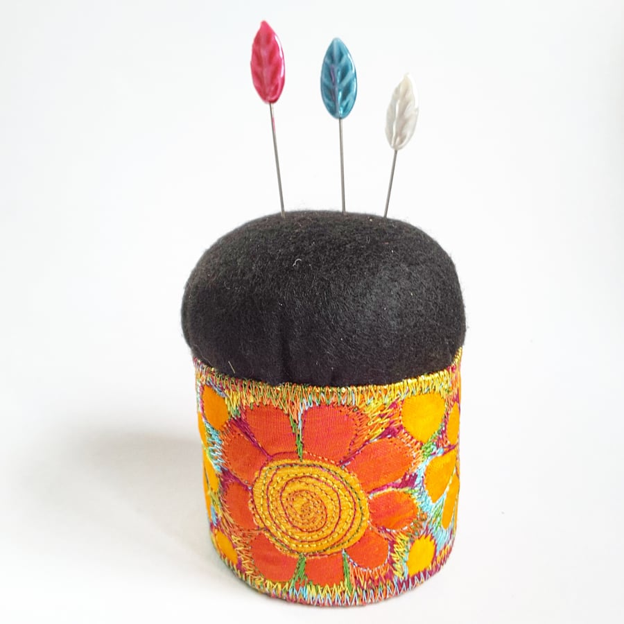 Pin cushion 