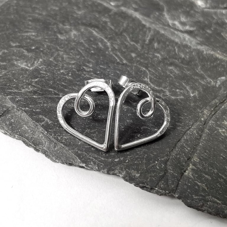 Silver heart stud earrings, infinity hearts