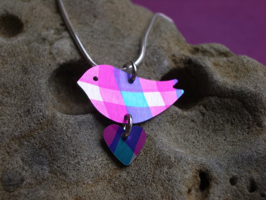Aluminium Bird with small heart necklace