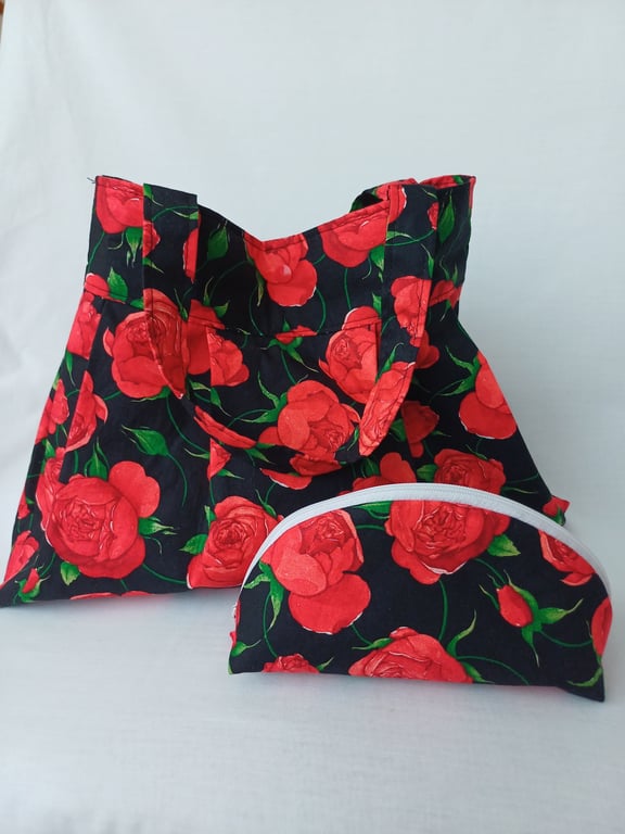 Roses galore glam fabric bag