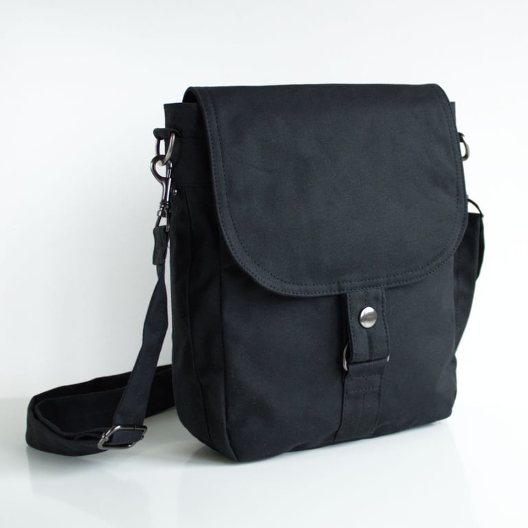 Minimal tablet messenger bag in black waxed canvas by Minus