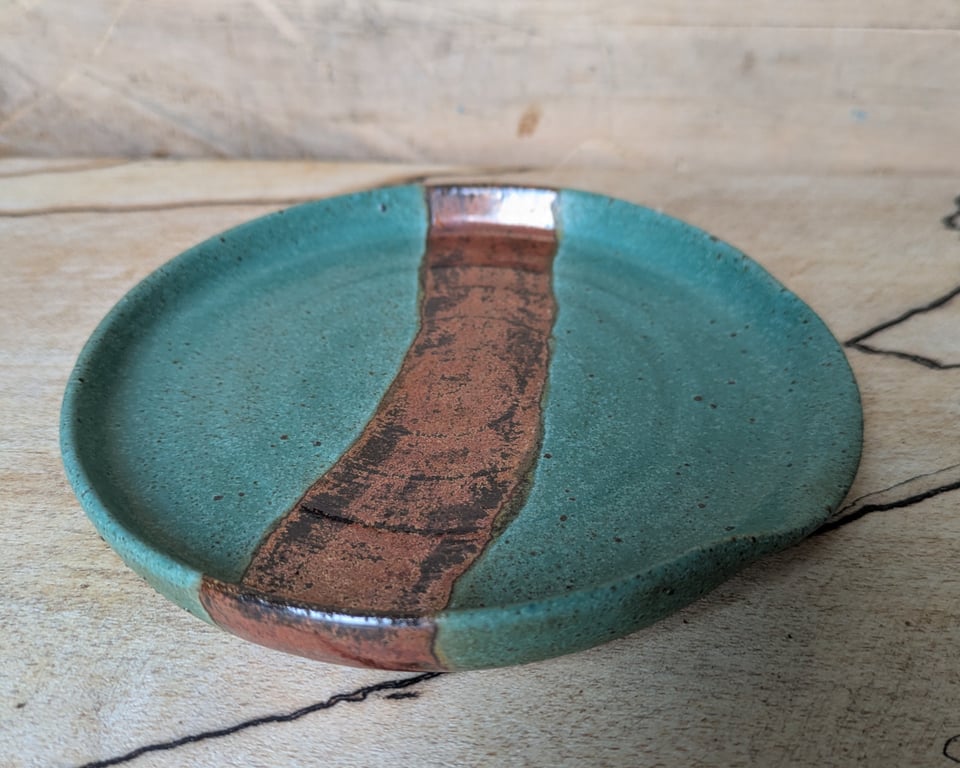 Spoon rest (green & copper)