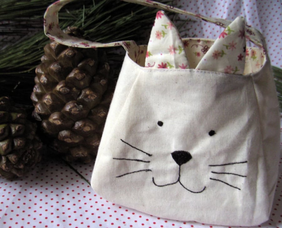 Kitty Bag perfect for gifting. Calico Cat treat bag, choice of lining