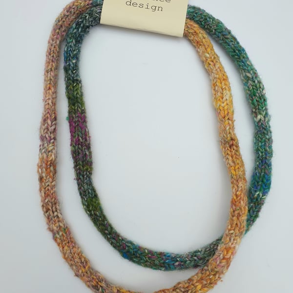 LOOP necklace
