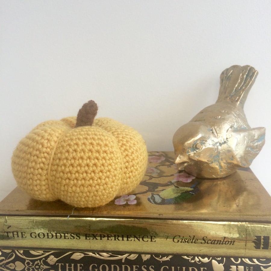 Crochet pumpkin - mustard